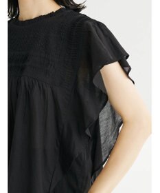 Green Parks Ｉ　フリルノースリーブブラウス