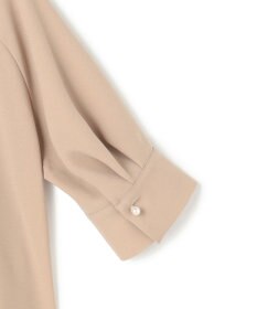 BEIGE， FLEUR / バックサテン プルオーバーブラウス