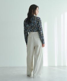 YECCA VECCA ボタニカルフラワー柄ボウタイブラウス