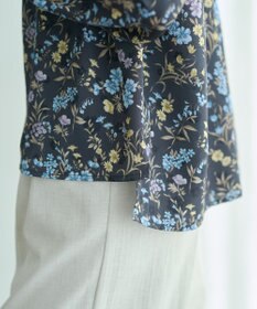 YECCA VECCA ボタニカルフラワー柄ボウタイブラウス
