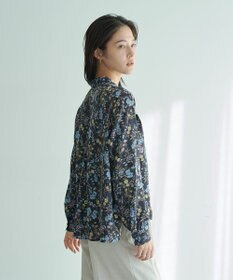 YECCA VECCA ボタニカルフラワー柄ボウタイブラウス