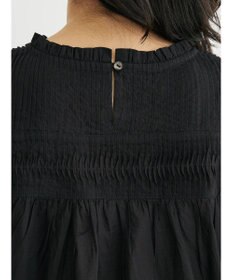 Green Parks Ｉ　フリルノースリーブブラウス