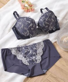 Wing 【スキマフィットブラ】　バストとカップのすきまにフィット　自然にボリュームメイク　ウイング／ワコール　KB2363