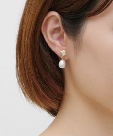 TOCCA CLOVER & PEARL EARRINGS 淡水バロックパールイヤリング