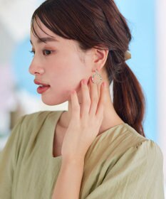 Tiaclasse   カッティングガラスサークルピアス