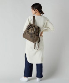 Y'SACCS 【Y’SACCS vous et】ポーチ付き4WAYリュック