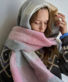 AMERICAN HOLIC シャギーチェックＢＩＧマフラー