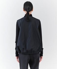 23区 【エステータ】シルクブレンド ライトタフタ ジップアップ ベスト