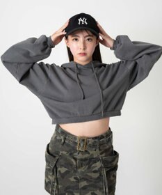 WEGO ピグメントショートグラフィックプルパーカー