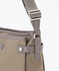 LA BAGAGERIE 【撥水ナイロン】ベーシックポシェット