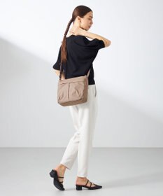 Y'SACCS ナイロンタフタショルダーバッグ たて型