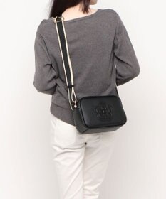 CLATHAS アピラ ショルダーバッグ