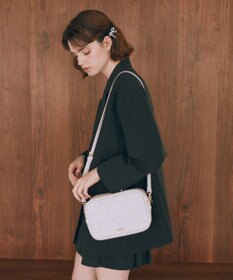 Maison de FLEUR リボンキルティングスクエアポシェット