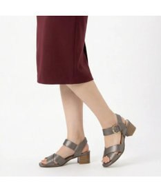 ing <ing>【WEB限定】ストラップクロスサンダル