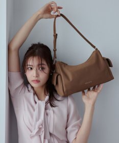 TOCCA IN CREADLE NYLON BAG ワンショルダーバッグ 【古畑星夏さん着用】