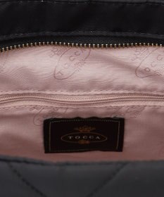 TOCCA 【撥水・A4サイズ対応】TRACE PAVE QUILT TOTE キルトバッグ