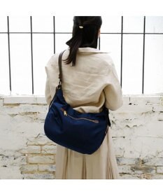 Regalo Felice 【A4サイズ対応 / ポケット豊富】ショルダー中 / REGALO