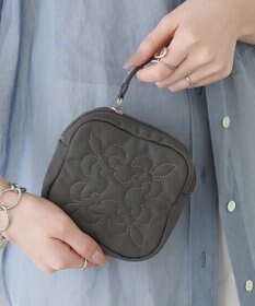 russet コーデュラナイロンスクエアポーチ(CE-1724)