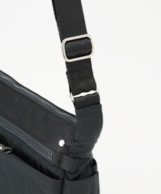 Y'SACCS テープデザイン　トラベルショルダーバッグ