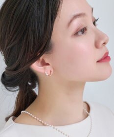 Phoebe 【痛くないシリーズ】ミルキーウェイビジューフロートライトフィットイヤリング　シャンパンゴールド