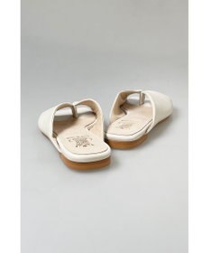 BONTRE 【BONTRE/ボントレ】スクエアトゥフラットサンダル