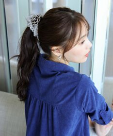 Tiaclasse フラワーパーツ付きシュシュ