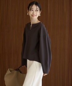 UNFILO マイビューティ キーネックブラウス