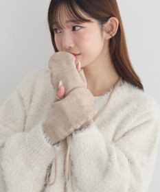 earth music&ecology チャーム付きニットミトン