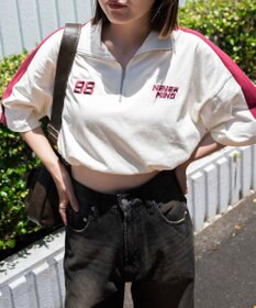 WEGO 刺繍ハーフジップT