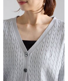 Te chichi ミニケーブル刺繍Vネックカーディガン