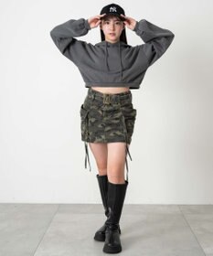 WEGO ピグメントショートグラフィックプルパーカー