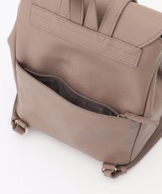 LA BAGAGERIE フロント金具デイリーリュック