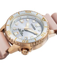 CITIZEN 【ウォームゴールド・ピンクの華やかダイバー】200ｍ潜水用防水 ケース系37mmのボーイズサイズウオッチ
