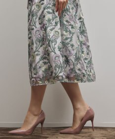 GRACE CONTINENTAL マルチフラワー刺繍フレアワンピース