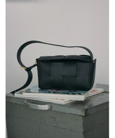 AMERICAN HOLIC 編み込みＢＯＸショルダーＢＡＧ