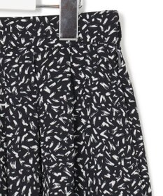 23区 S 【接触冷感/吸水速乾】ペインティングプリント スカート