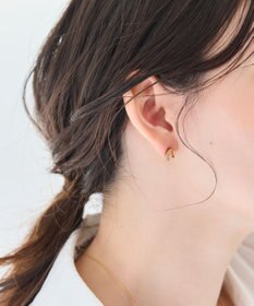 Phoebe 〈金属アレルギー対応〉グロッシーミニホースシューピアス　ゴールド　ステンレス/馬蹄/蹄鉄/ラッキーモチーフ/ギフト/プレゼント