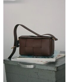 AMERICAN HOLIC 編み込みＢＯＸショルダーＢＡＧ