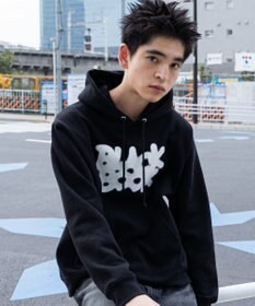 WEGO 【ユニセックス着用ITEM/裏起毛/SMLサイズ展開】リラックスフィットスプレーグラフィックパーカー