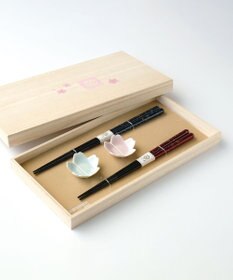 たち吉 【たち吉】桜花　夫婦箸・箸置セット（桐箱入）〈各2〉
