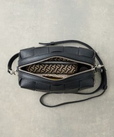 IACUCCI ＜GISELe 10月号掲載＞ベルタ S CERVO