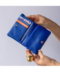 tsumori chisato CARRY キラネコ　2つ折り財布