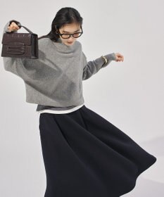 UNFILO L ふわふわニット クロップドハイネック