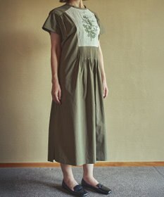 muuc ジャスミン刺繍フレンチスリーブワンピース〈日本製・綿100%天然素材・遠州織物〉〈繊細な花刺繍〉〈上品なロング丈〉〈ゆったりフリーサイズ〉〈大人の夏ワンピ〉