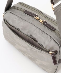 LA BAGAGERIE カモフラジャカード はっ水ショルダー