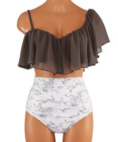 San-ai Resort（三愛水着楽園） 【2025年新作】軽い着け心地でしっかり盛れる【楽盛り水着】　ワンショルフリルワイヤービキニ　9M【San-ai Resort（サンアイリゾート）】