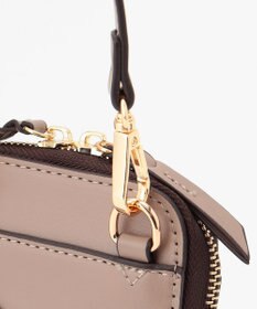 LA BAGAGERIE 【veganview】v piece mesh smartphone shoulder bag