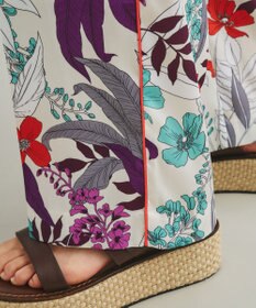 GRACE CONTINENTAL ボタニカルプリントワイドパンツ