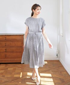 Tiaclasse 【洗える】花柄タックフレンチスリーブワンピース