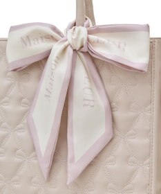 Maison de FLEUR スカーフ付リボンキルティングトートバッグ